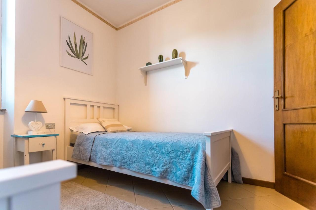 ורנה Porto Azzurro Apartment מראה חיצוני תמונה