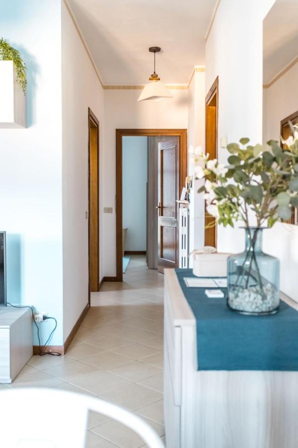 ורנה Porto Azzurro Apartment מראה חיצוני תמונה