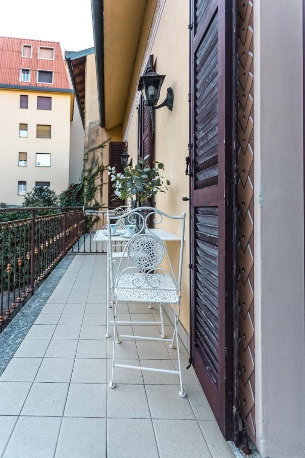 ורנה Porto Azzurro Apartment מראה חיצוני תמונה