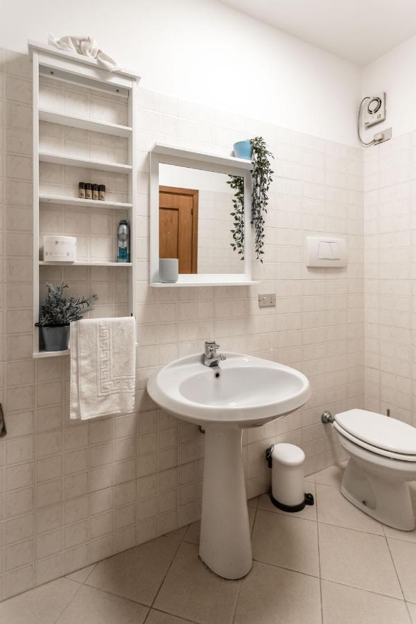 ורנה Porto Azzurro Apartment מראה חיצוני תמונה